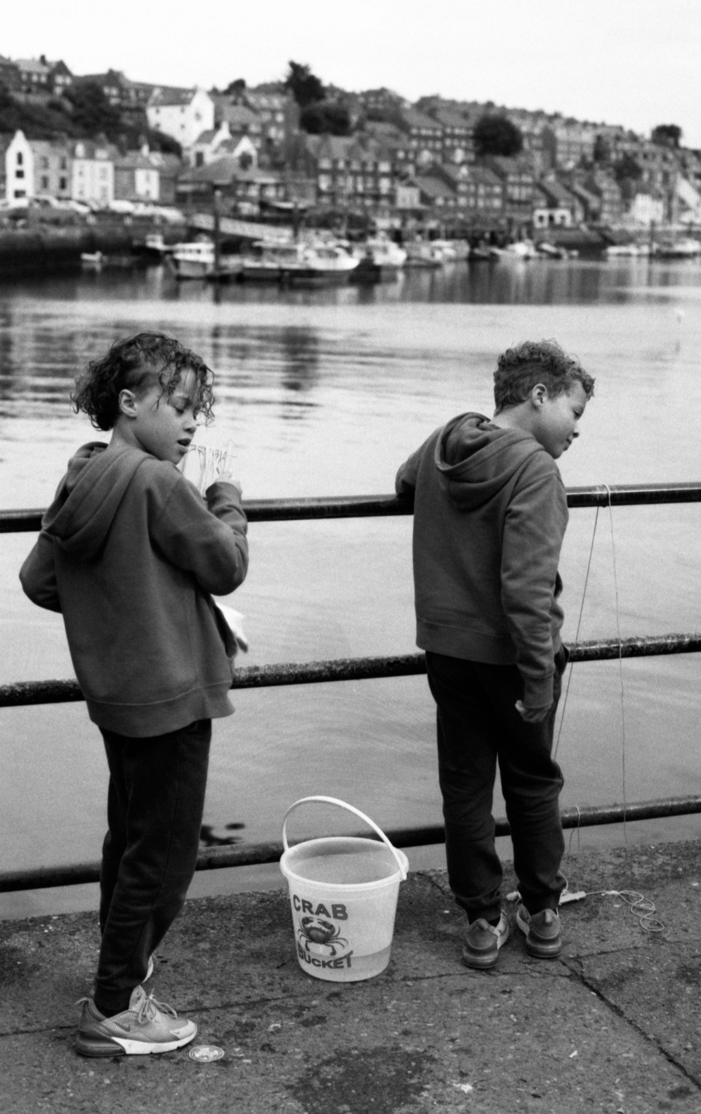 Whitby and Robin Hood’s Bay – Part 3&nbsp;Crabbing